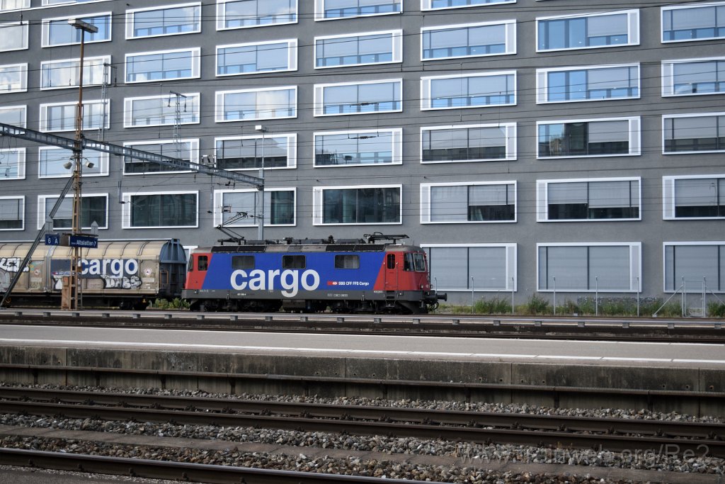 4498-0047-060617.jpg - SBBC Re 421.396-3 (Re 91 85 4 421 396-3 CH-SBBC) / Zürich-Altstetten 6.6.2017