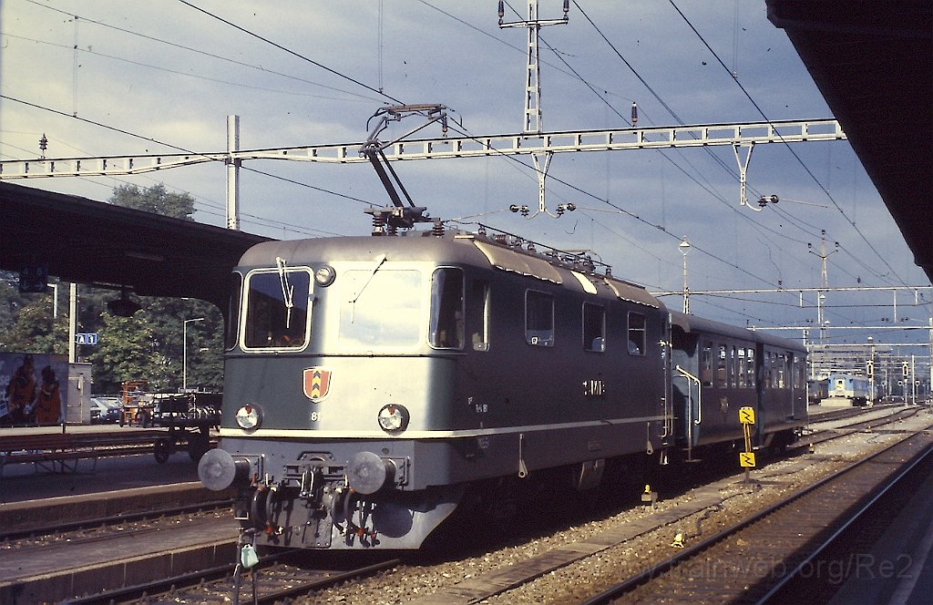 0131-0004s.jpg - SMB Re 4/4''' 181 "Lebern Amt" / Solothurn 21.8.1986
