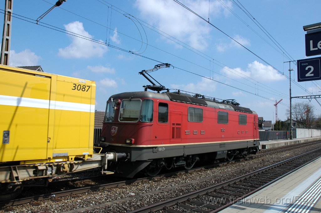 1848-0043-130410.jpg - SBB-CFF Re 4/4'' 11242 / Lenzburg 13.4.2010