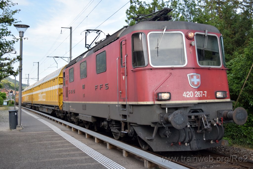 8021-0006-020622.jpg - SBBC Re 4/4'' 11267 (Re 420.267-7)  (Re 91 85 4 420 267-7 CH-SBBC) / Ligerz 2.6.2022