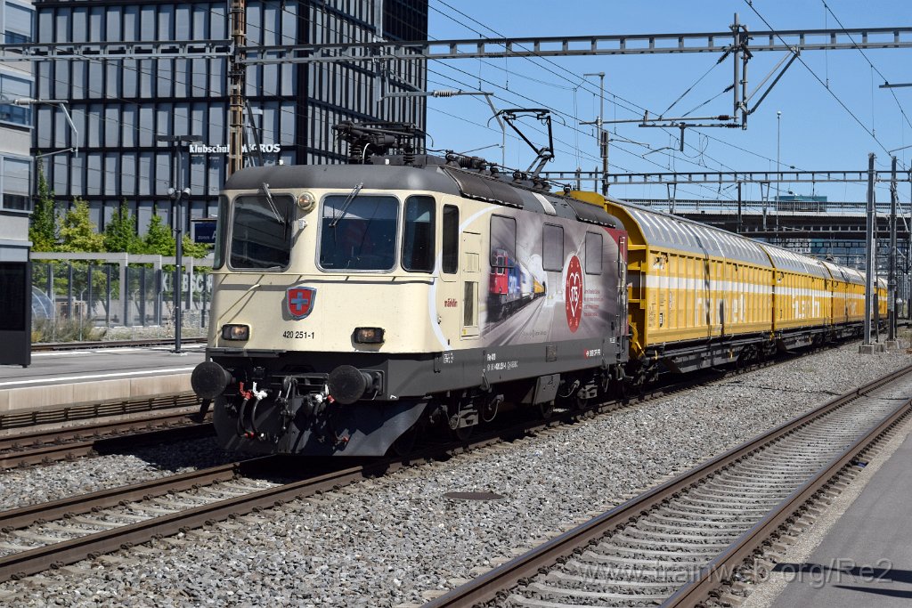 8132-0027-030822.jpg - SBBC Re 420.251-1 ''175 ans de chemin de fer en Suisse'' (Re 91 85 4 420 251-1 CH-SBBC) / Zürich-Altstetten 3.8.2022