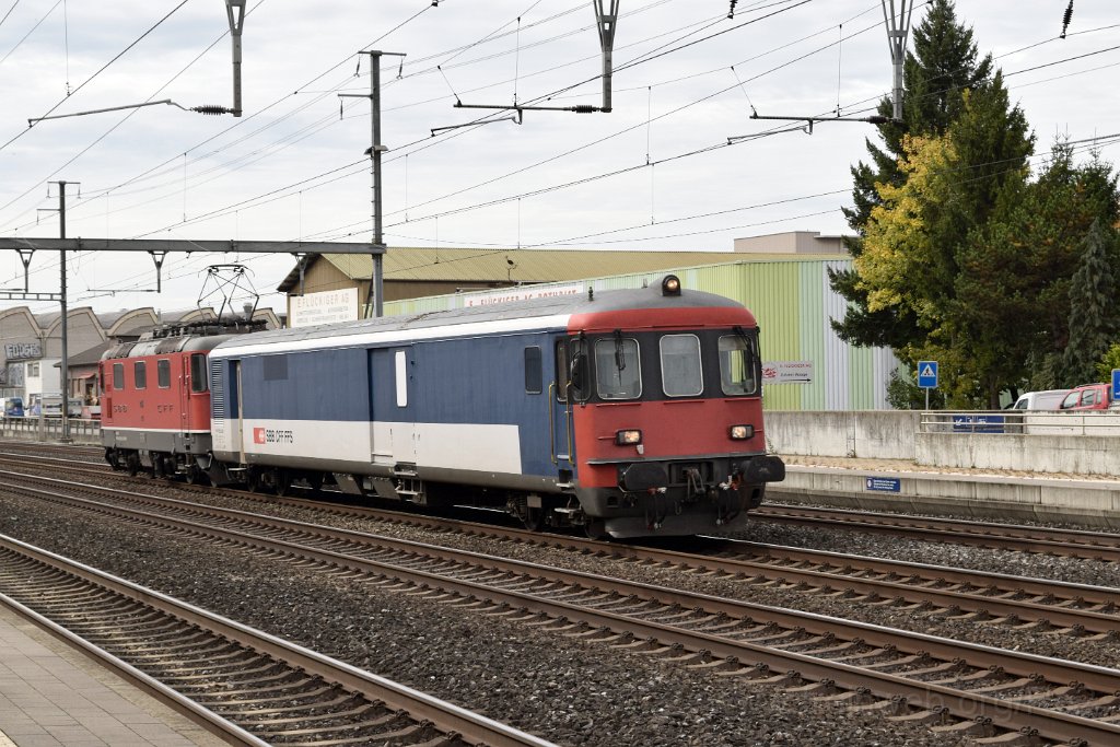 4681-0045-041017.jpg - St 901 + Re 4/4" 11114 (Re 420.114-1)  / Rothrist 4.10.2017