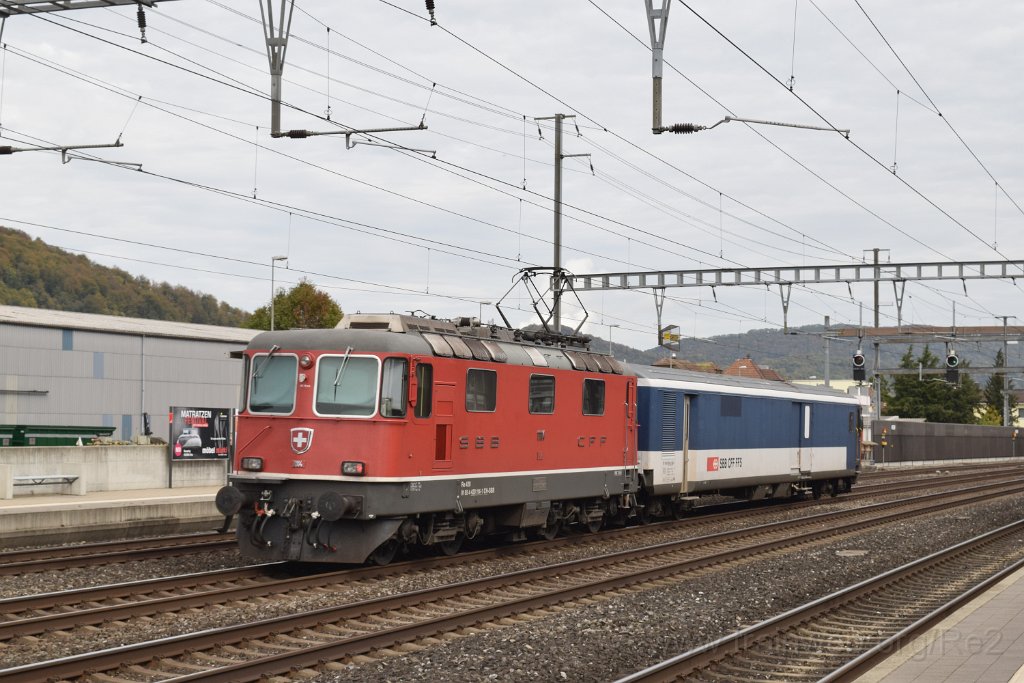 4681-0049-041017.jpg - St 901 + Re 4/4" 11114 (Re 420.114-1)  / Rothrist 4.10.2017