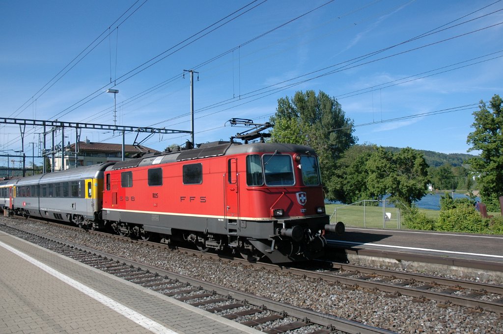 2402-0006-170512.jpg - Re 4/4" 11225 / Dietikon 17.5.2012