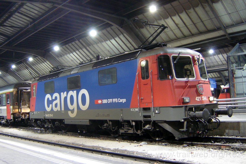 1279-0020-270107.jpg - Re 421.374-0 / Zürich HB 27.1.2007