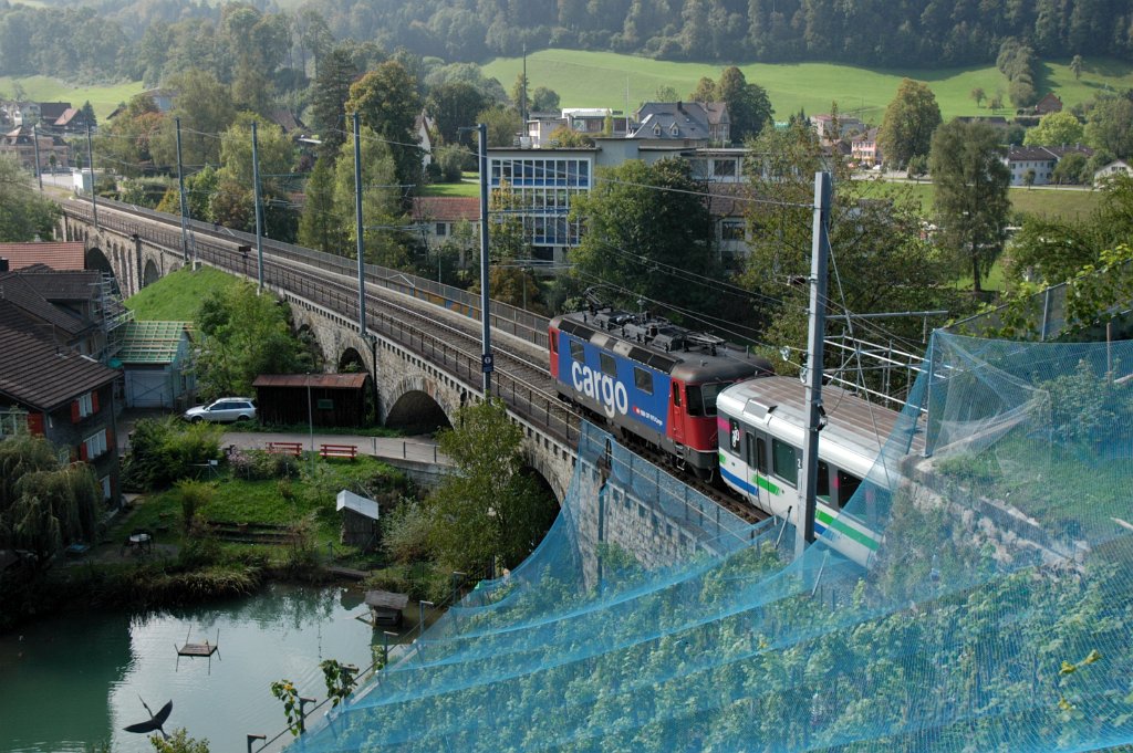 3263-0003-150914.jpg - Re 421.378-1 / Lichtensteig (Untertor) 15.9.2014