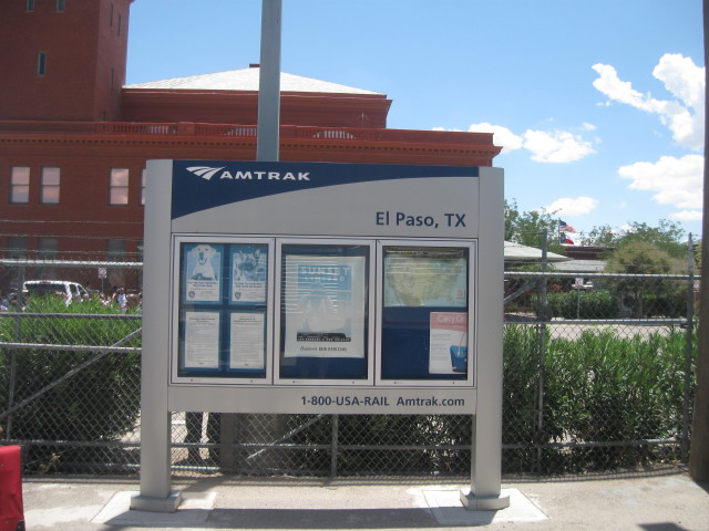 6866 Mardi Gras painted
        wall color 