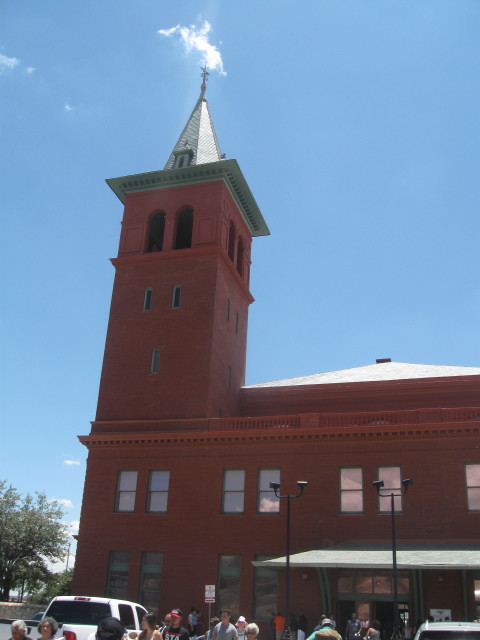 6867 Mardi Gras painted
        wall color 