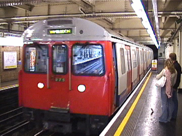 High Street Kensington Station