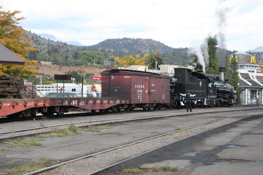 Durango & Silverton - Engine #472 & Box Car #3745