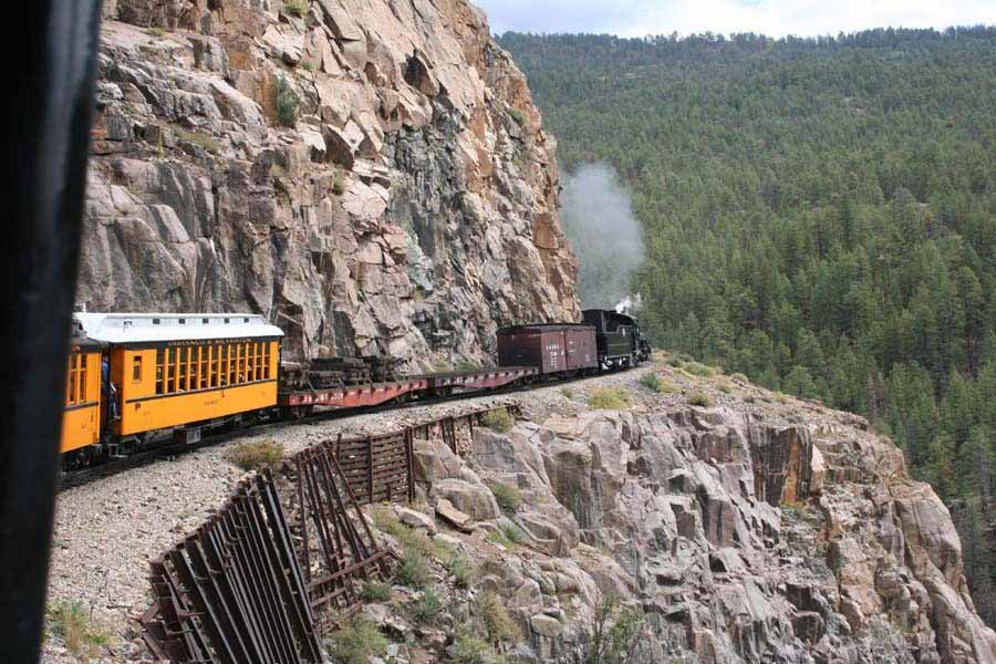 Durango & Silverton - Horseshoe Curve / High Line