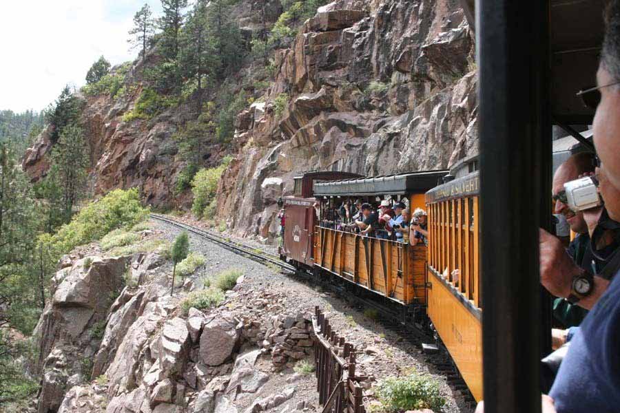 Durango & Silverton - Horseshoe Curve / High Line
