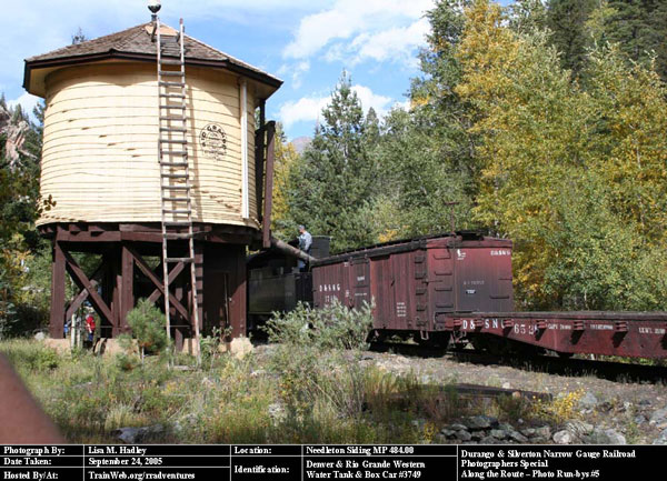 Durango & Silverton - Water Tank & Box Car #3749