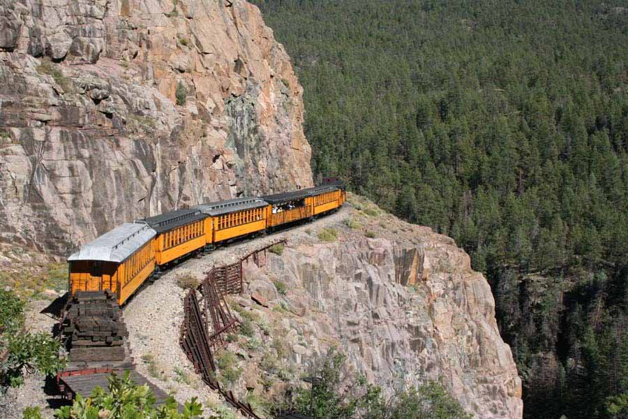 Durango & Silverton - Horseshoe Curve / High Line