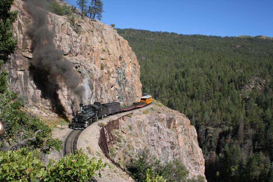 Durango & Silverton - Horseshoe Curve / High Line