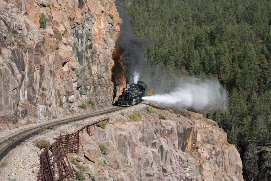 Durango & Silverton - Horseshoe Curve / High Line