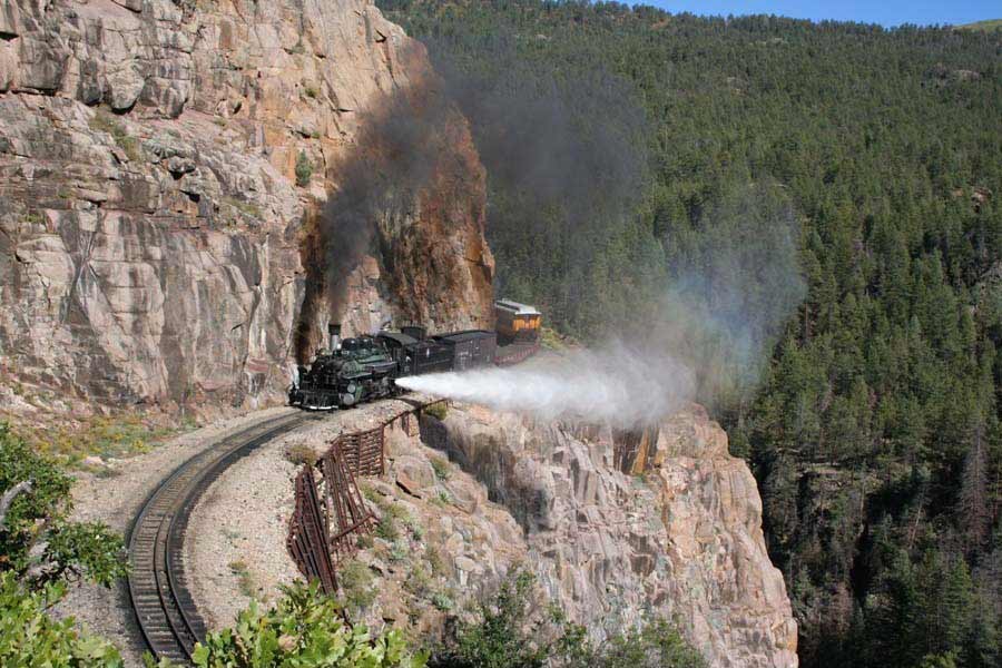 Durango & Silverton - Horseshoe Curve / High Line