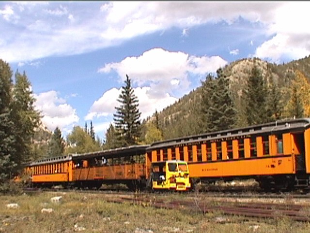 Speeder ahead of Engine #482