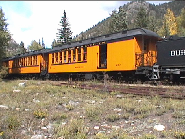 Passenger Coach #319 Needleton