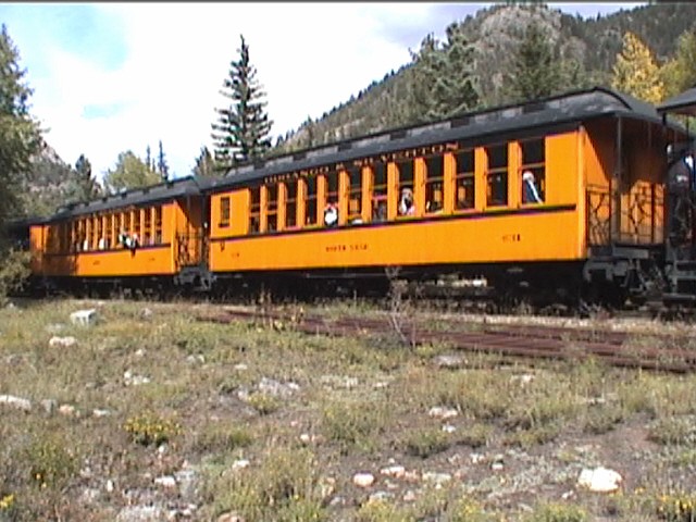 Passenger Coach #319 Needleton