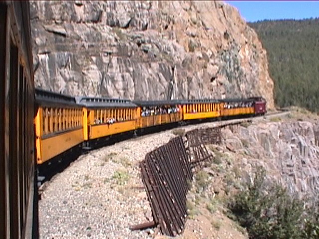 Horseshoe Curve / High Line (MP 469.9)
