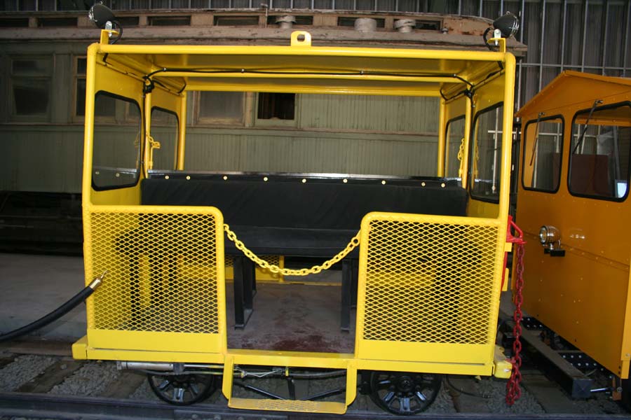 Fairmont A4 Speeder, CN No. 19174 and Trailer
