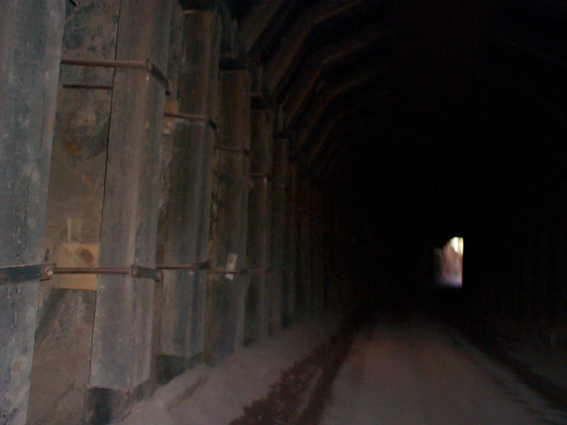 Tunnel 9