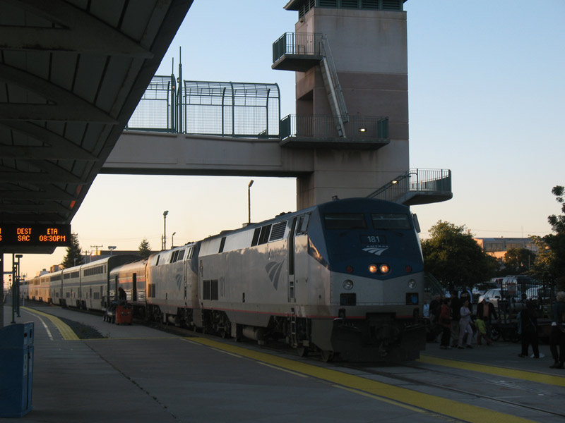 Road Diesel GE P42DC #181