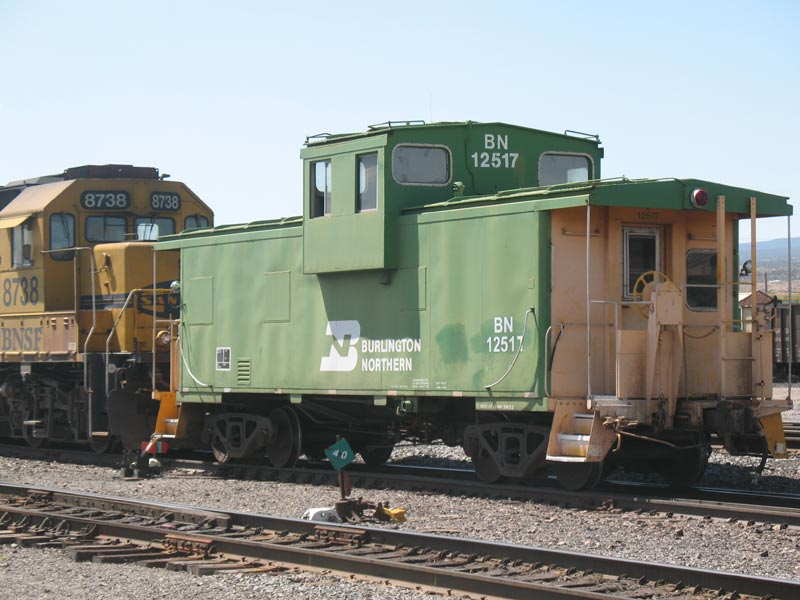 BN Caboose #12517