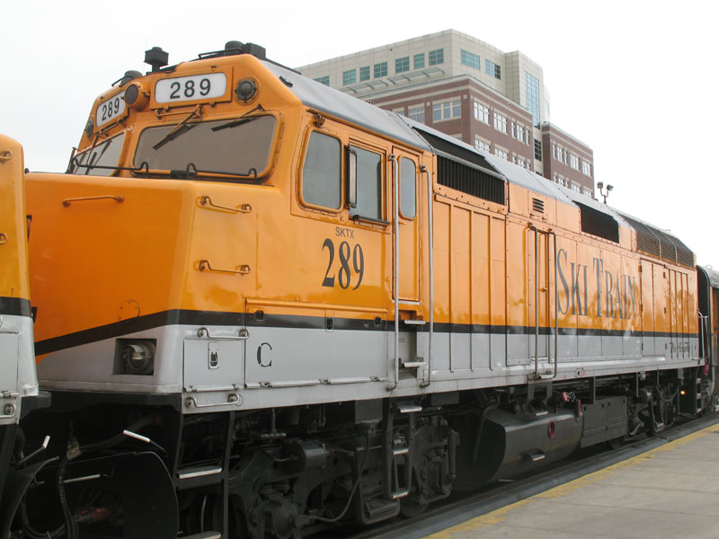 Ski Train F40PH SKTX #289