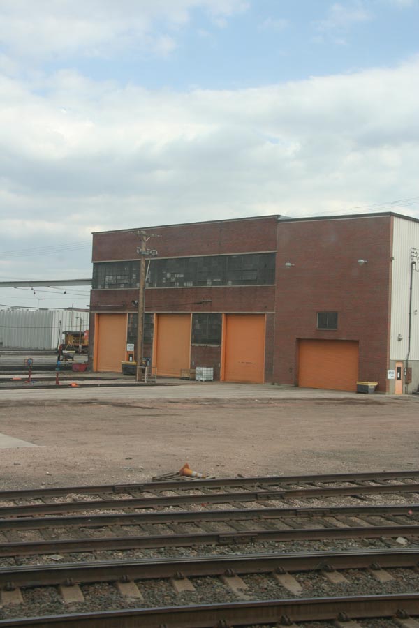 BNSF Engine/Round House