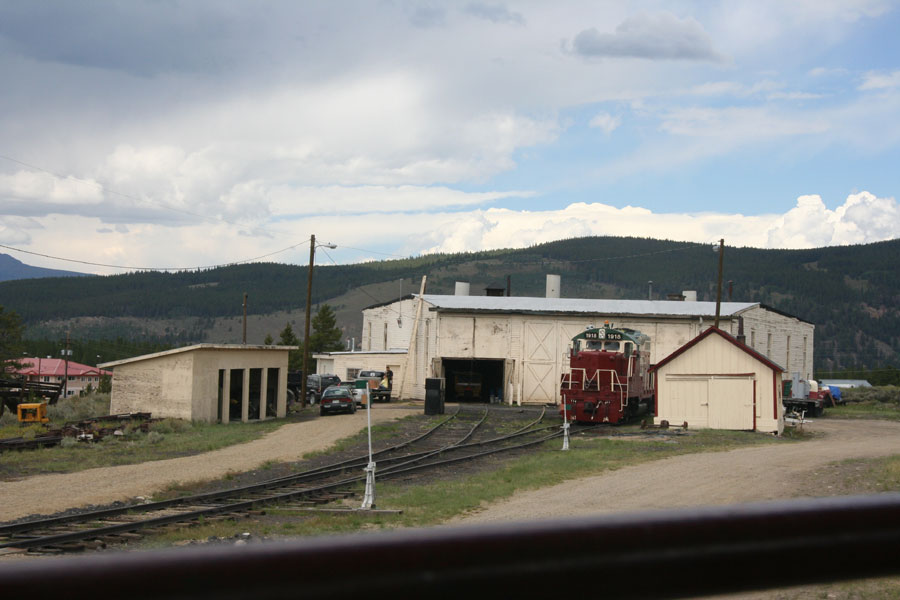 Roundhouse and Engine #1918