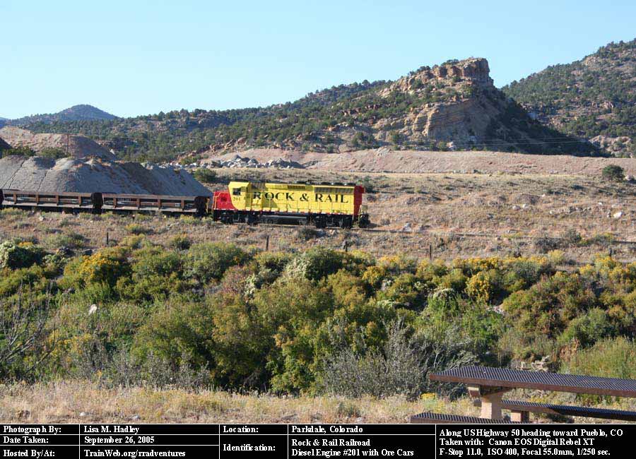 Rock & Rail Railroad - Diesel Engine #201 w/ Ore Cars