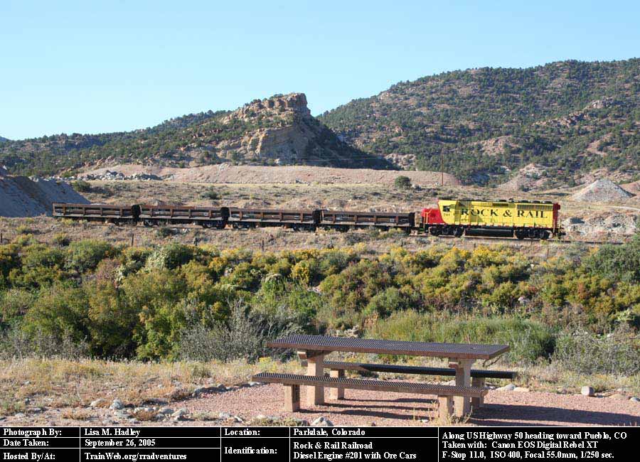 Rock & Rail Railroad - Diesel Engine #201 w/ Ore Cars