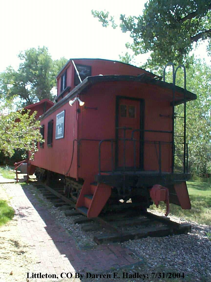 Railfanning Colorado - Littleton CB&Q #13966 NE-7 Caboose