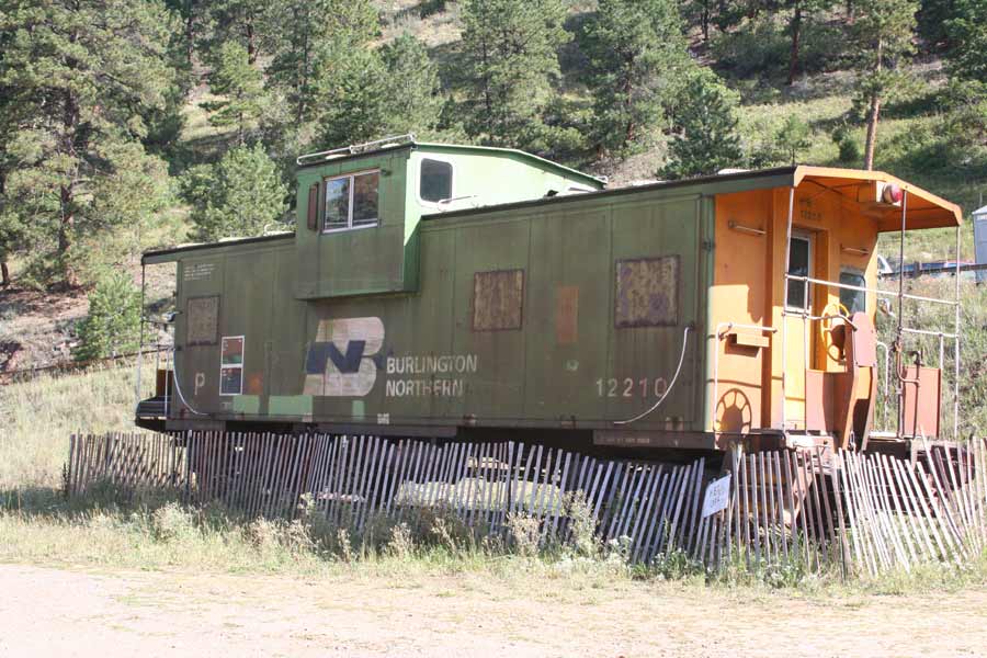 Burlington Northern Caboose #12210