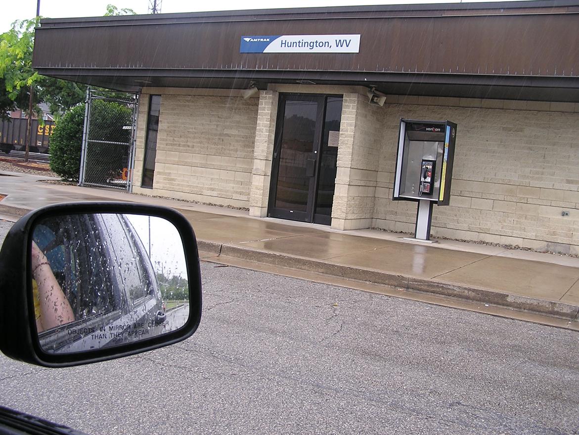 Hunnington, WV Amtrak.JPG