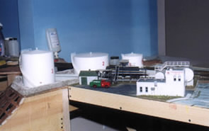 Storage tanks from Walthers kit