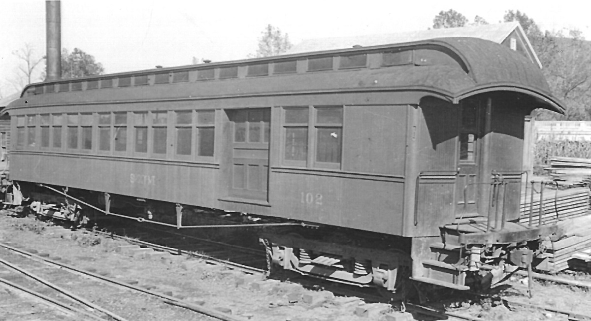 Smoky Mtn. RR combine #100 at Sevierville