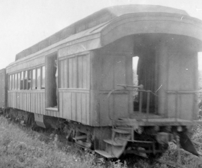 Tennessee & North Carolina combine #100 crossing Ford Valley Road