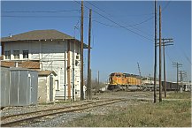  BNSF empty coal train approaches Tower 17 in Rosenberg