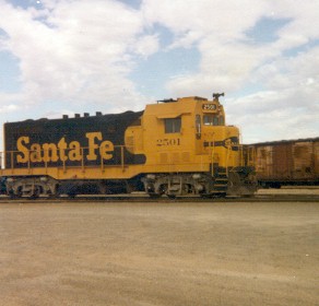 My first roster shot - Santa Fe CF7 2501 - San Angelo, TX - 1984