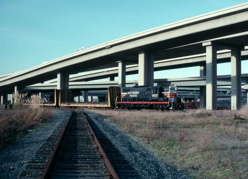 Evan Werkema caught the 5623 framed by the tangle of columns built for