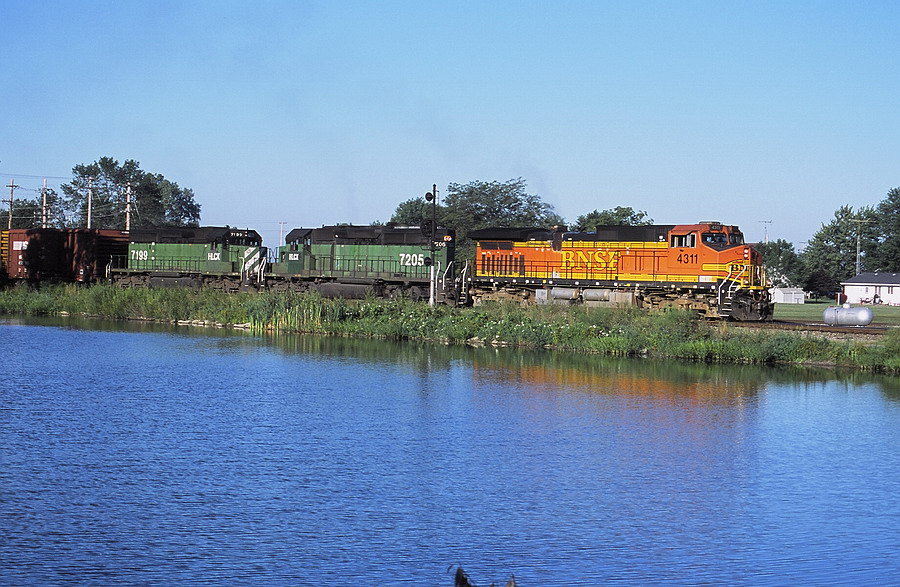 bnsf4311_2.jpg