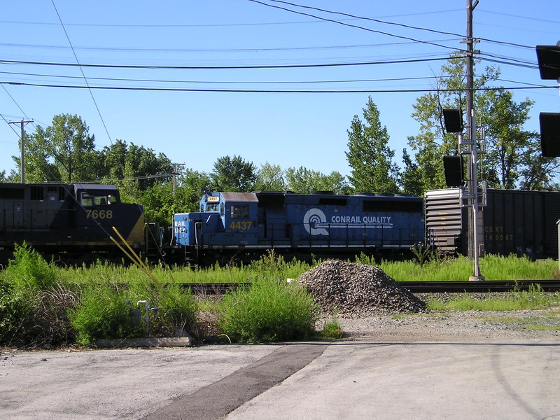 csx4437.jpg