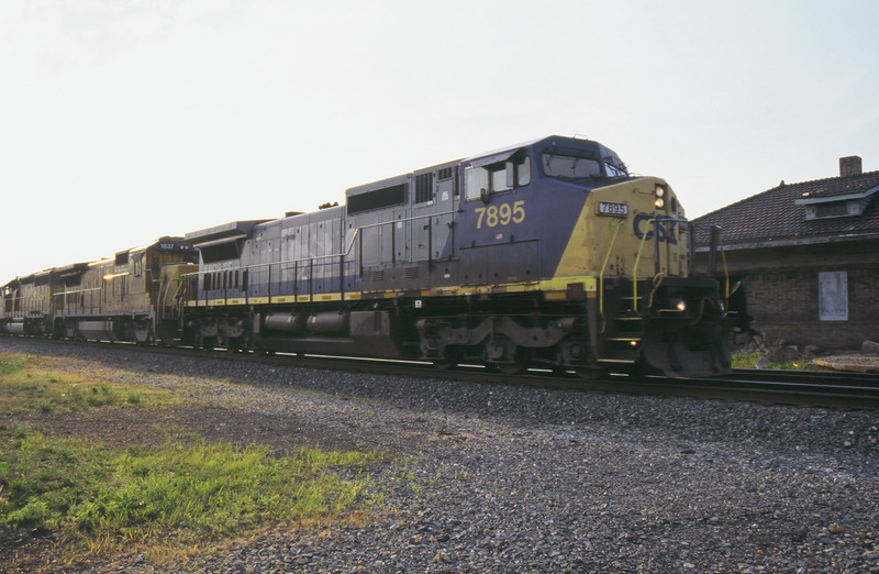 csx7895.jpg