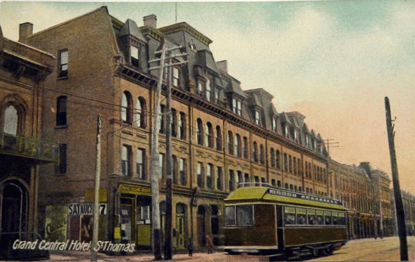 Traction car in front of Grand Central Hotel, St. Thomas, ON