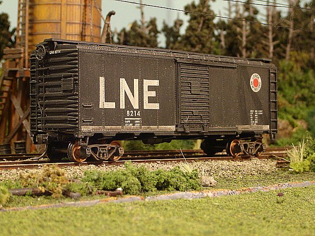 LNE Boxcar #8214 Angle View