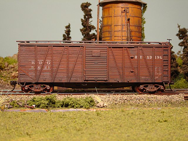 Reading Outside Truss Boxcar #5621 Side View
