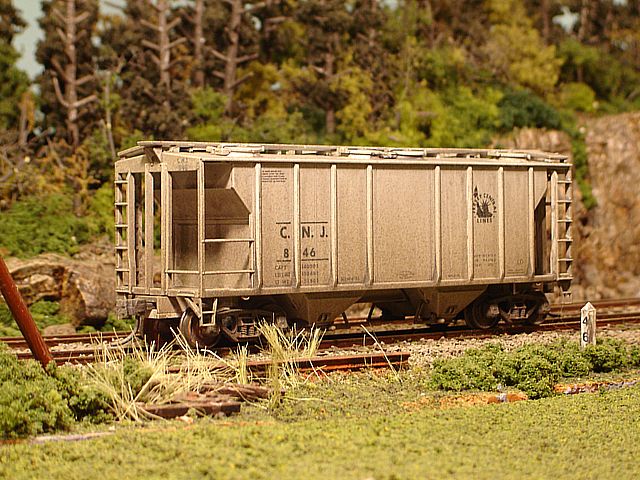 CNJ Covered Hopper #846 Angle View